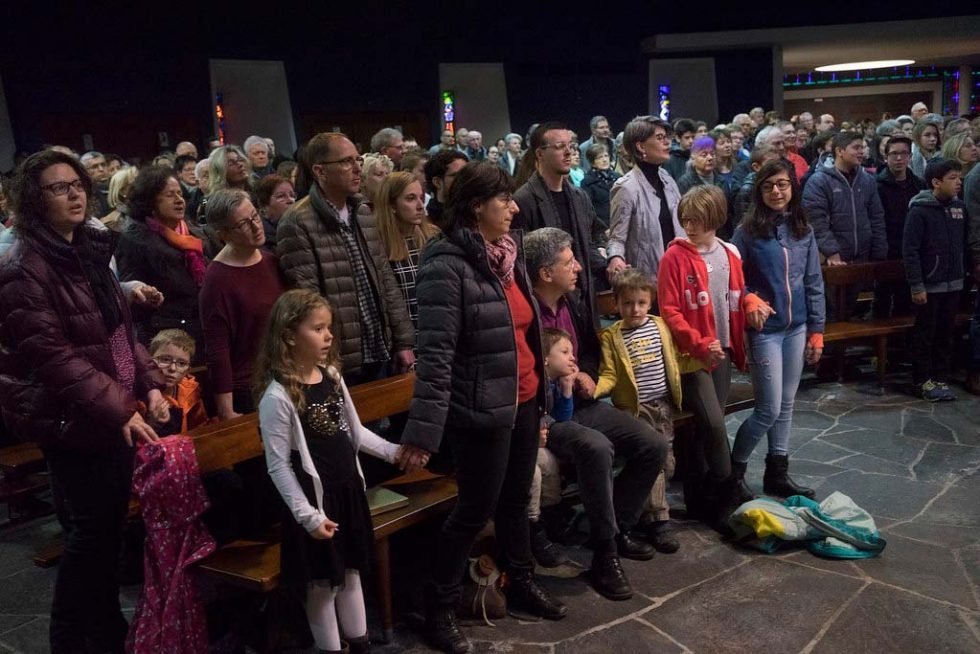 Retour des messes des familles - Paroisses catholiques